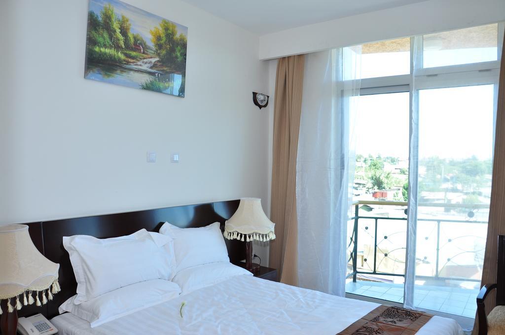Ag Palace Hotel Addis Abeba Zimmer foto